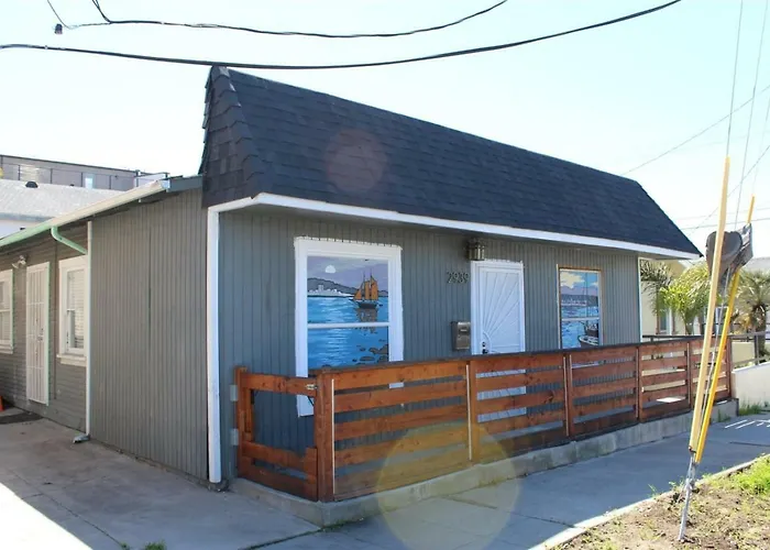 Comfortable 2 Bedroom 1 Bathroom House